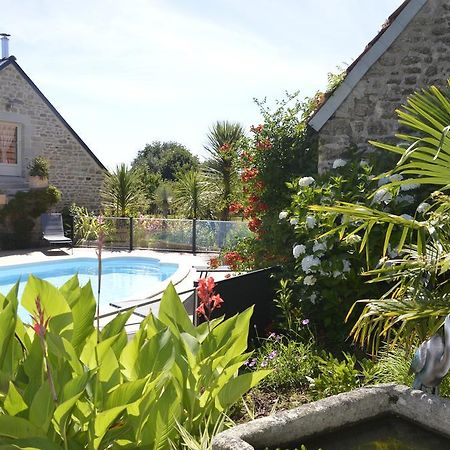 La Ferme De Kerraoul Bed & Breakfast Combrit Dış mekan fotoğraf