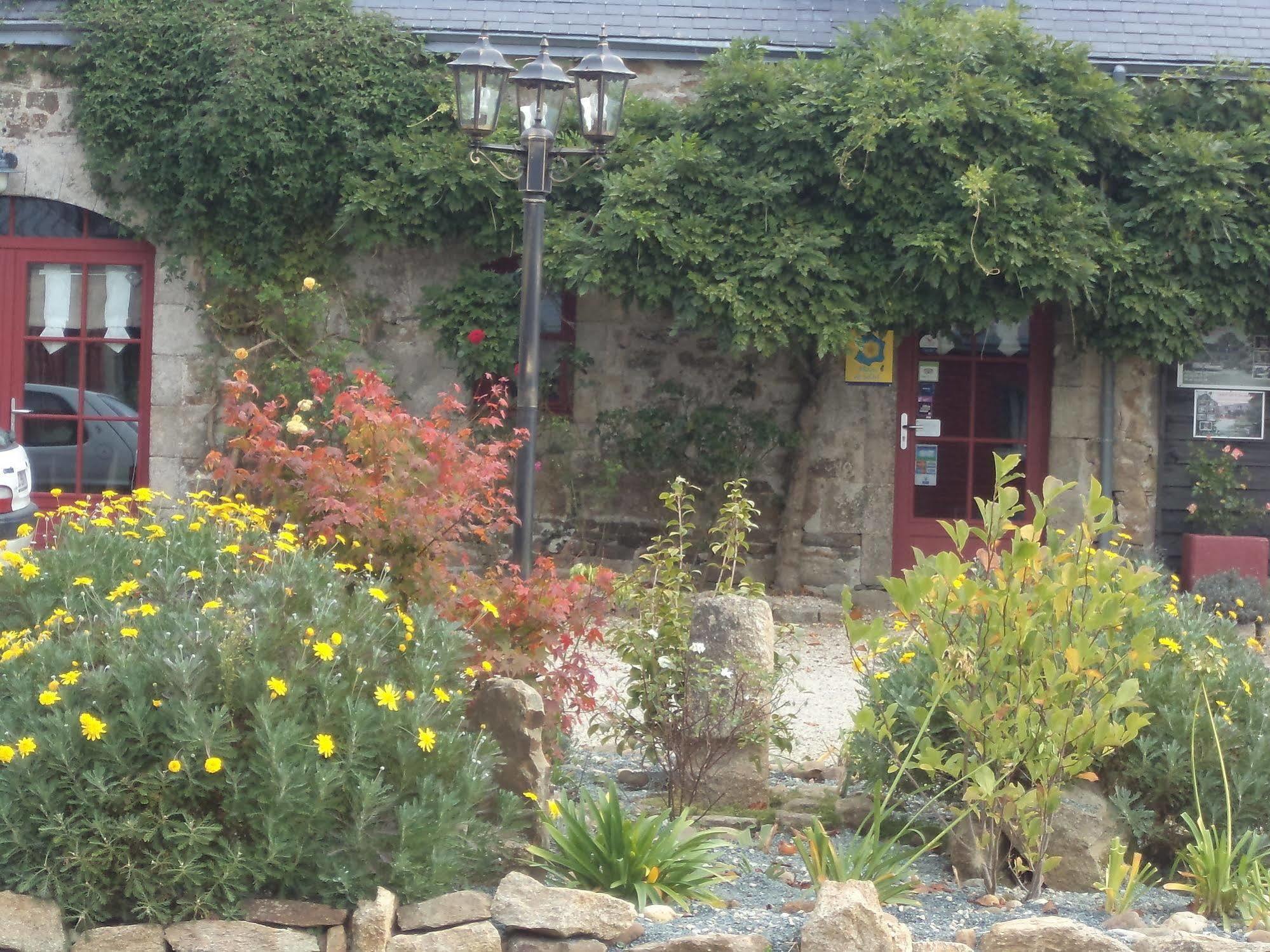 La Ferme De Kerraoul Bed & Breakfast Combrit Dış mekan fotoğraf